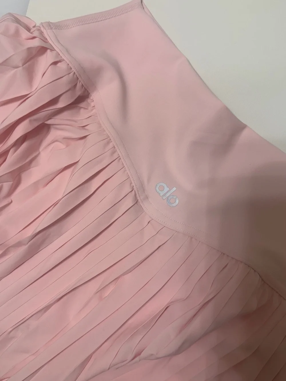 ALO Yoga Pink Pleated Midi Skirt